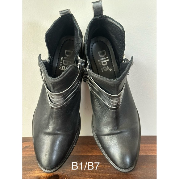 Diba Skyler Black Leather Silver Harness Ankle Boots Womens Size 9 Studded Edgy - Picture 6 of 6